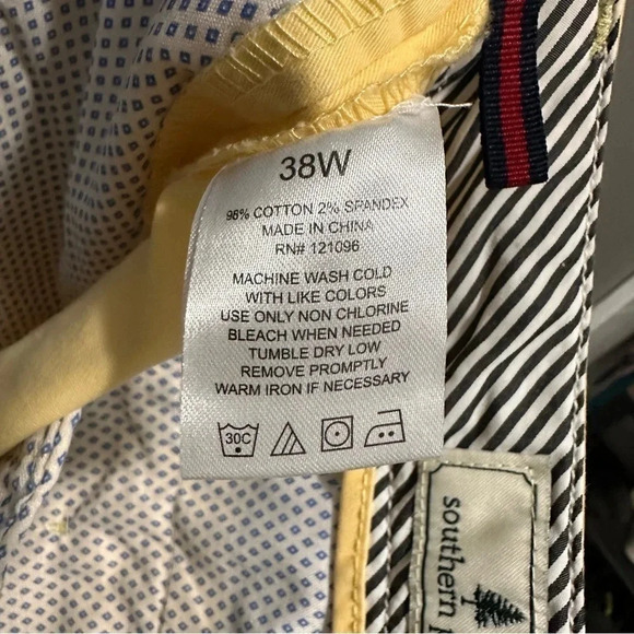 SOUTHER PINES BUTTER YELLOW FLAT FRONT SHORTS GOLF CASUAL BEACH 38W - Picture 2 of 4